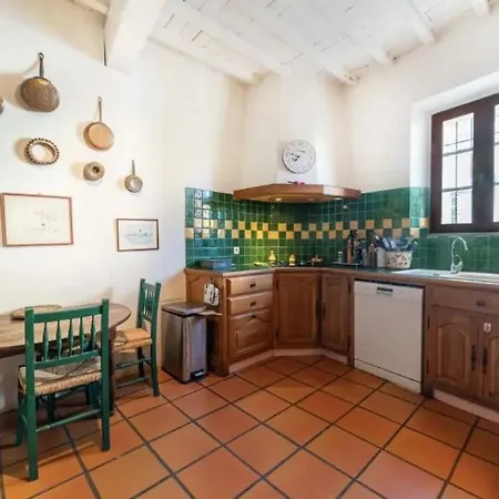 Maison Traditionnelle Catalane Avec Terrain De Tennis Et Piscine *